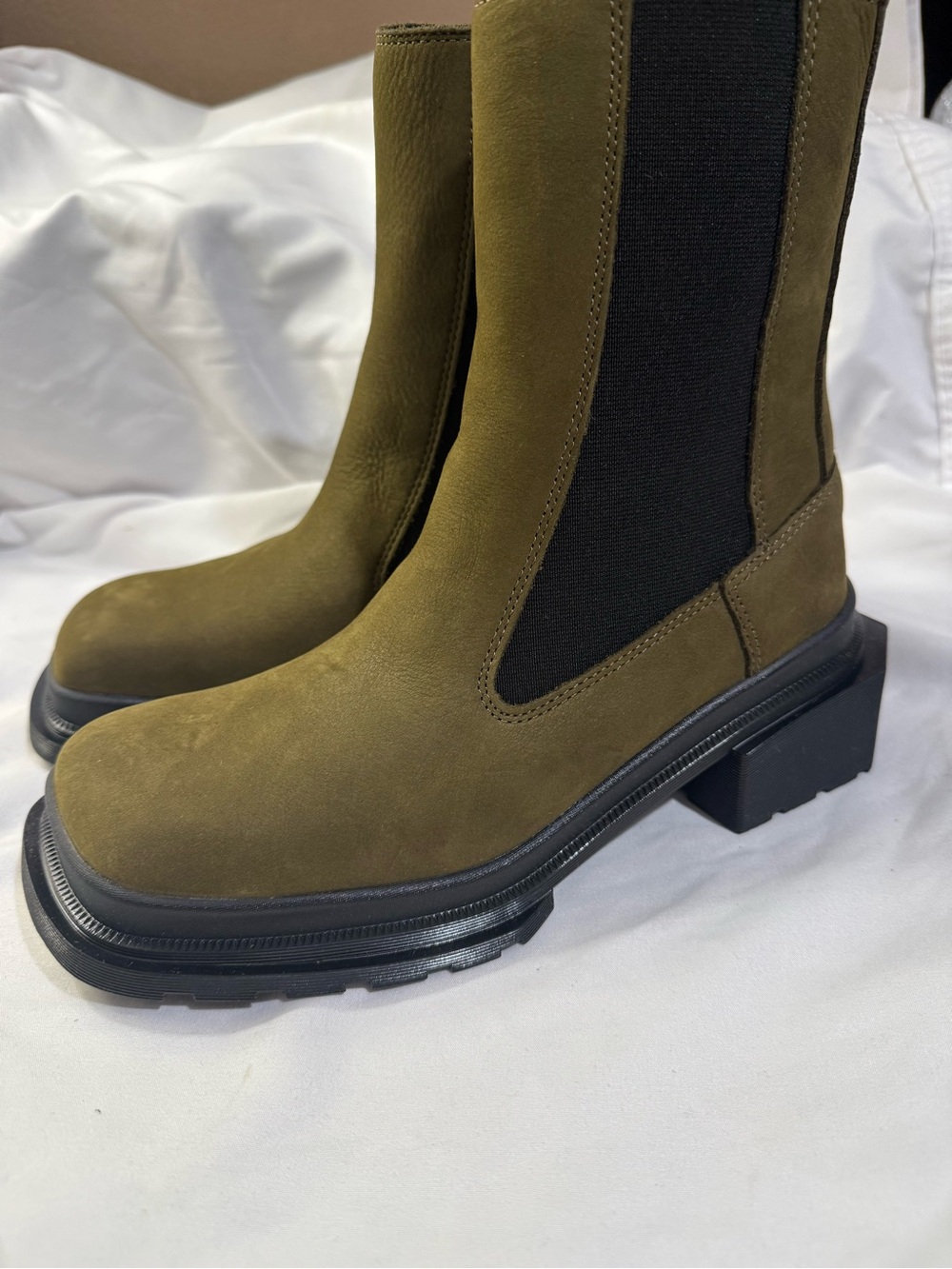 Dr Martens Women Maybole Tall Chelsea Boot W/Size 7 - Picture 2 of 8